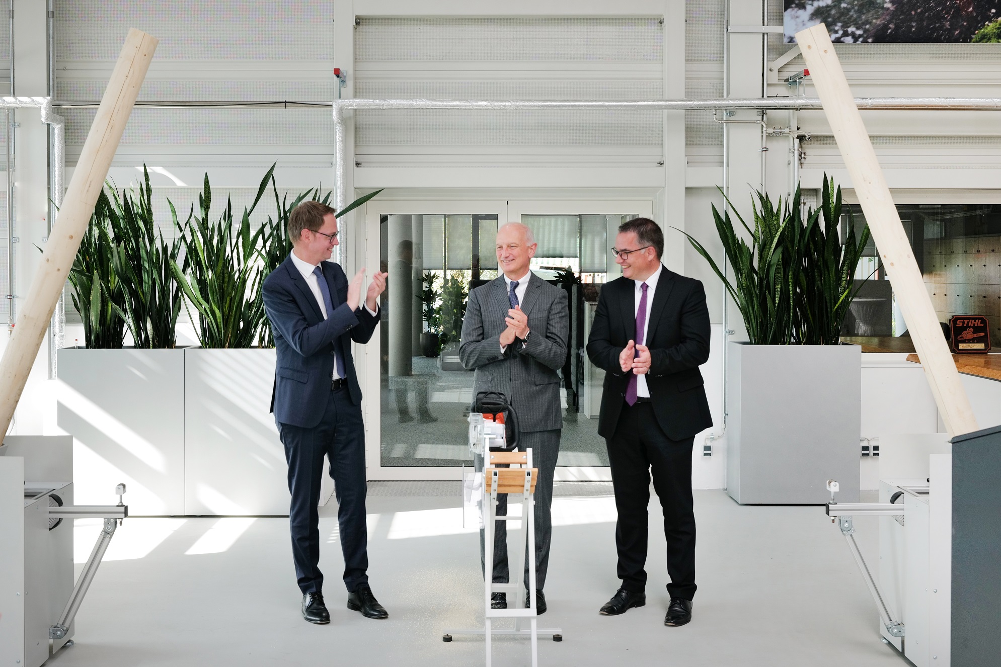 Officiel åbning af ny STIHL-bygning til konstruktion af specialmaskiner