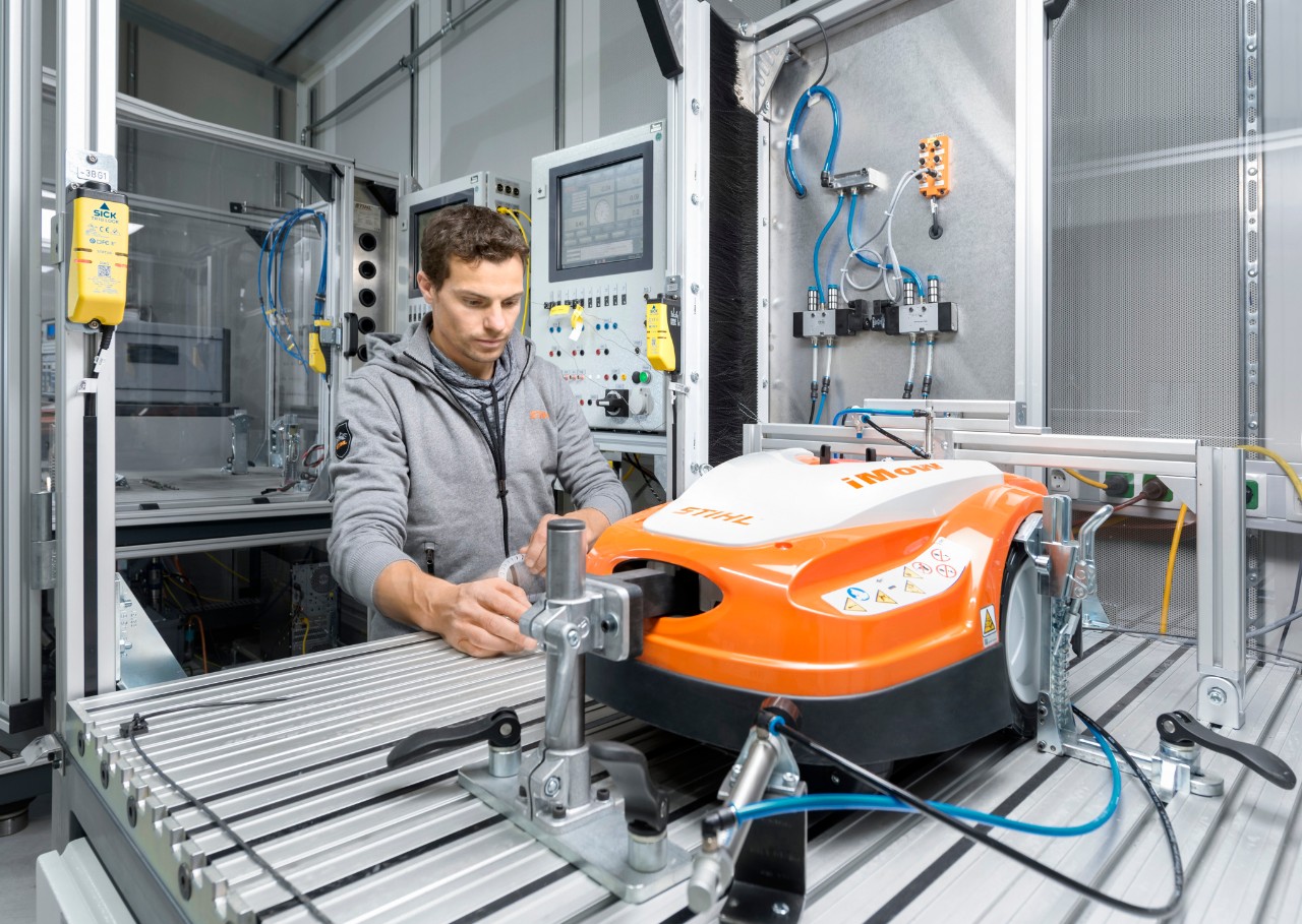 iMOW-testområdet på taget af STIHL Tirol dækker et areal på 3.000 kvadratmeter.